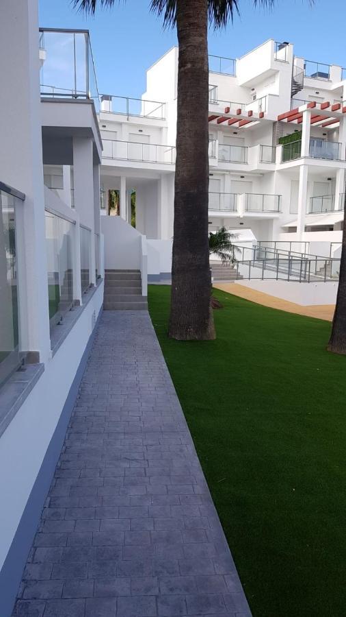 Sunny Apartment In Denia With Outdoor Swimming Pool And Garage Parking Place Included, 300M From The Sandy Beach Exterior foto